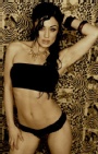 Lacy Lee - Photographer: Larry Niven