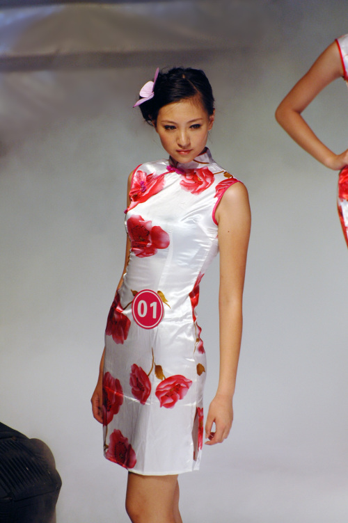 田莹  Ying  Tian