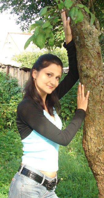 Julia_kv
