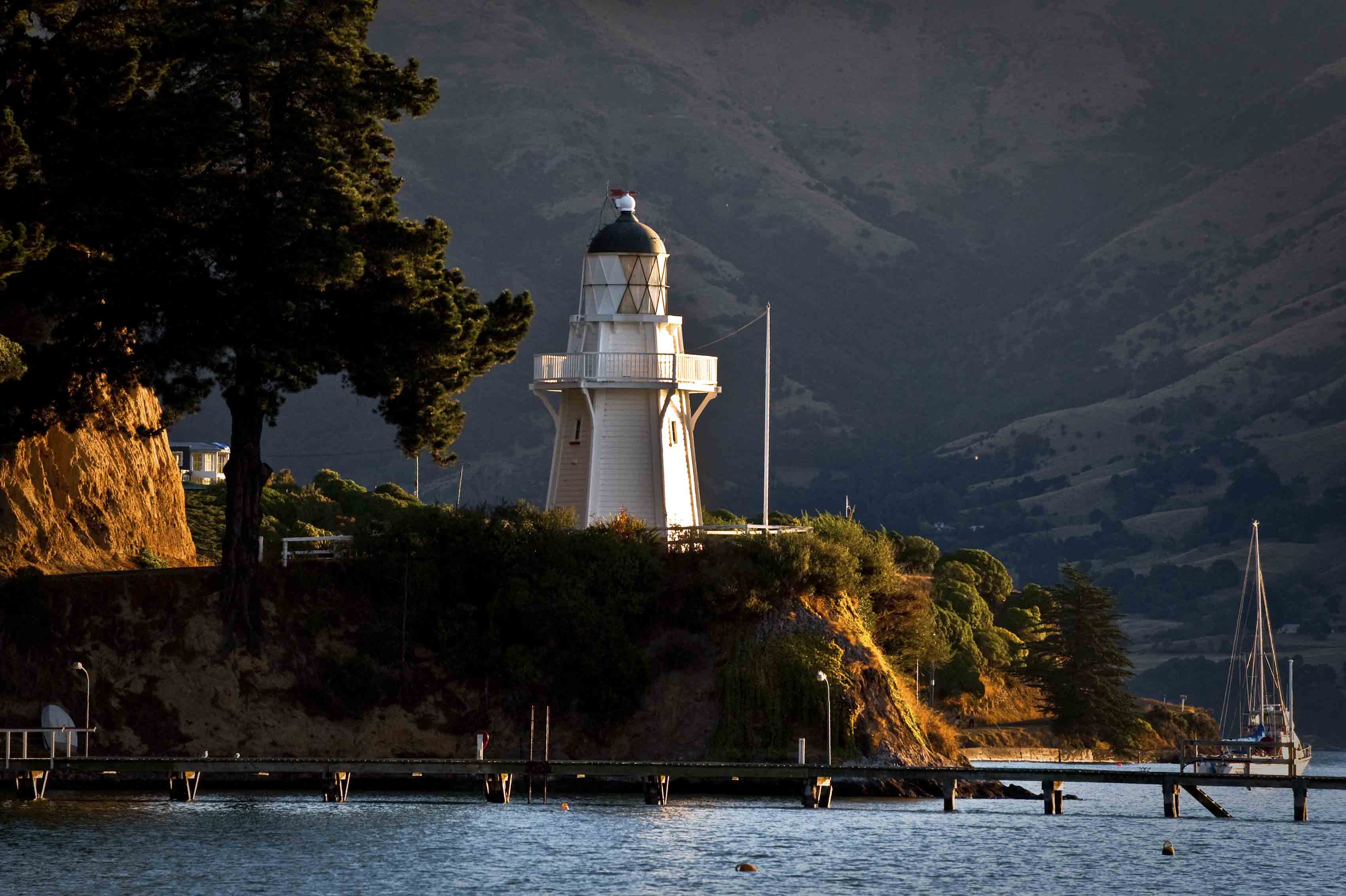 Richard Farnell - Te Anau New Zealand Lighthouse