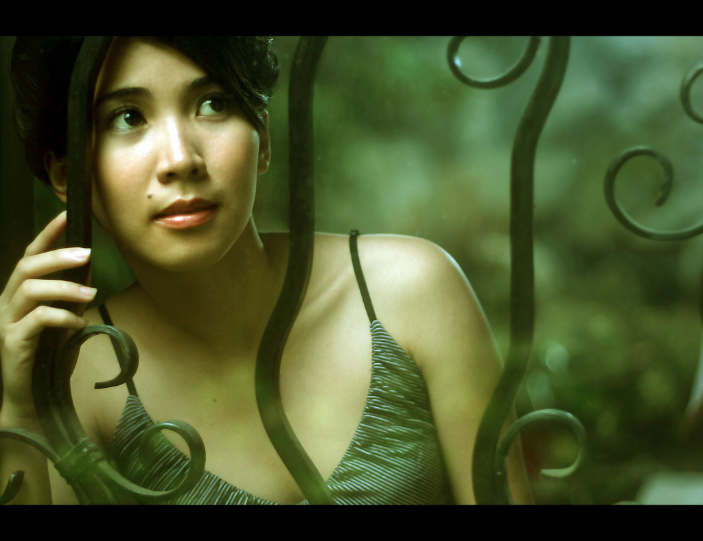 tyorbase@yahoo.com - Beautiful Stranger