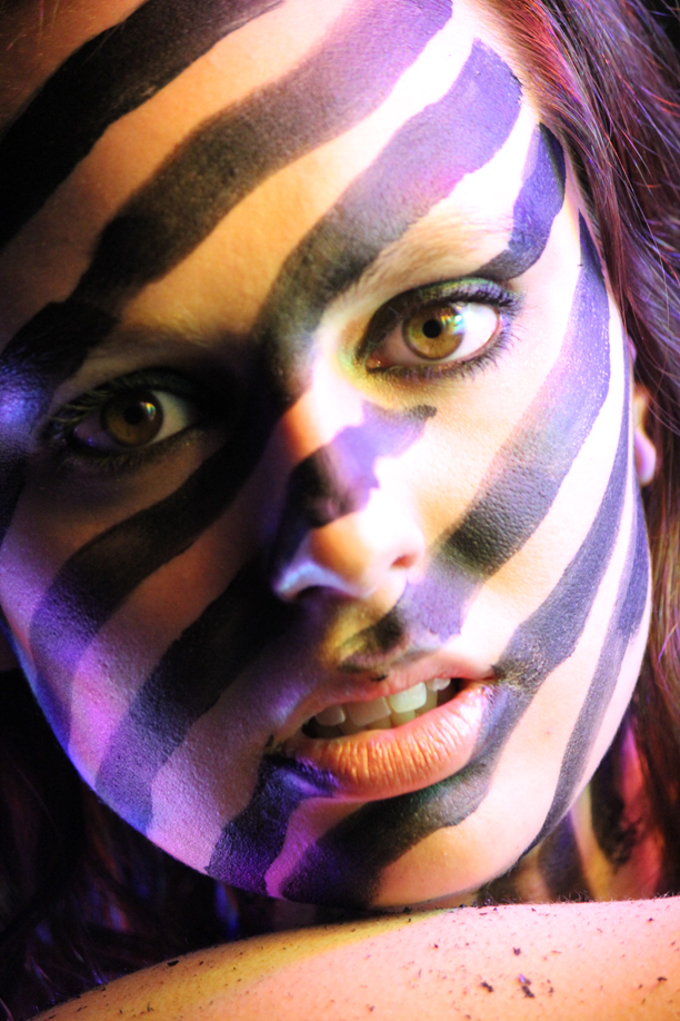 Kokopelli Studios - Kat in stripes