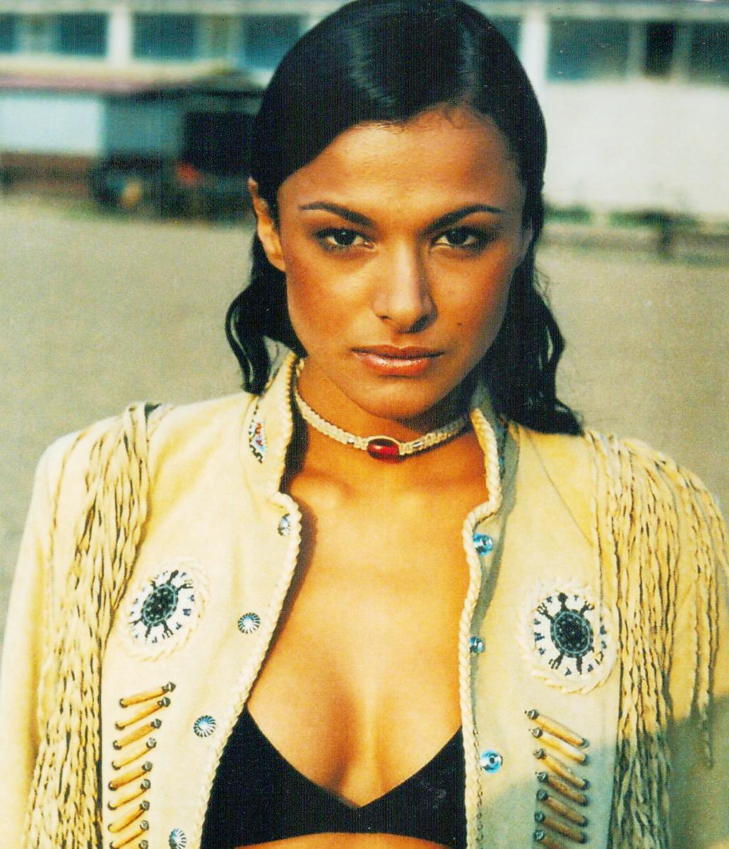 Shiloka - Saskia 