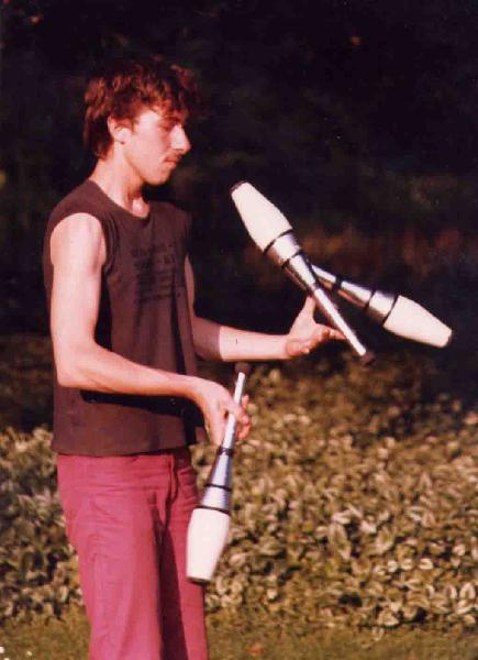 JohnBeauty - Juggling