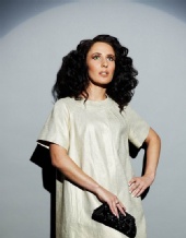 Anna S - ***