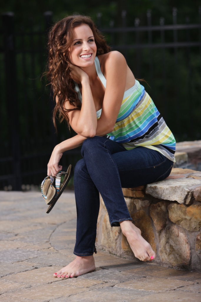 Nati Celebrity Services - Samantha (Casual)