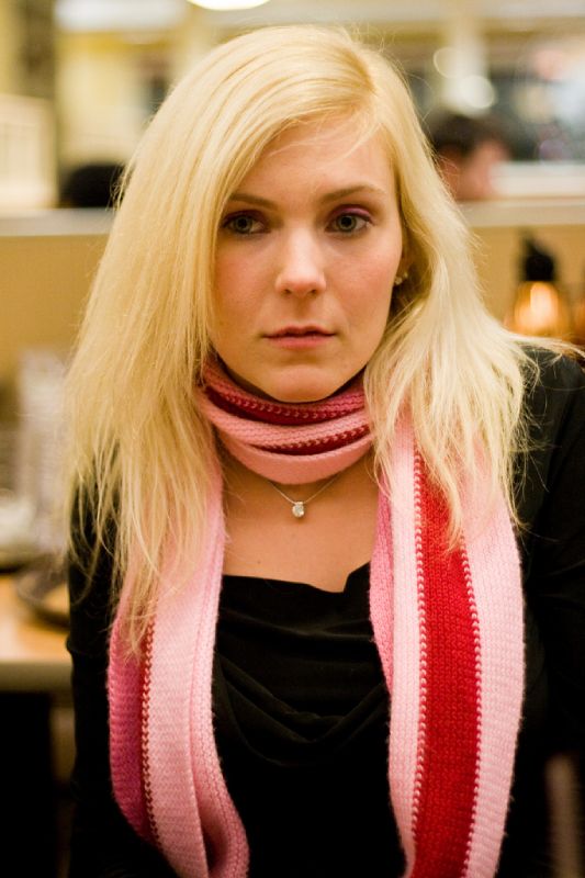 Chel - Pink Scarf