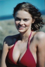 Caitlin-Amanda Demelo - Head Shot