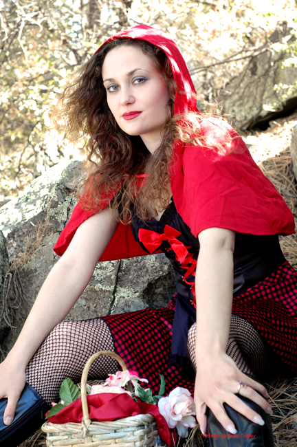 botsybaby - Hey There Lil Red Riding Hood