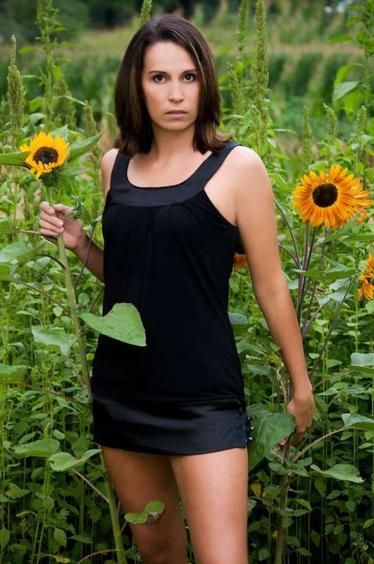 JESSI - sunflowers
