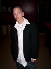 Lee - andrynous at its best 