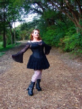 Ginger Snaps - lost in the woods