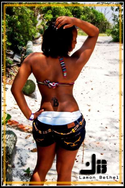 Isys - Day At The Beach