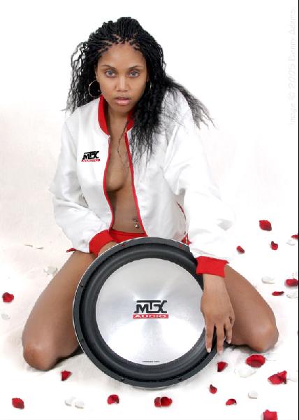 Mercedes Elise - Thunder