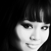 Samantha Tan - Up Close