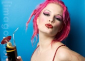 Vlona - Rum and Coke