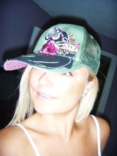 NicoleAshley - hat