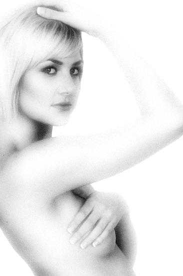 BlueEyez - Fallen from heaven-photo by NinoRoy makeup by Lynda Dao