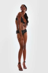 Tiffani - kInG oF s0rRow.....!