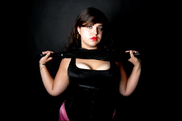 Serena Noir - Ms Serena Noir