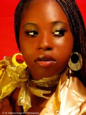 CHYNA - Golden