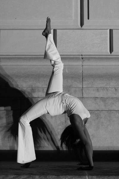 foxy - yoga fanatic