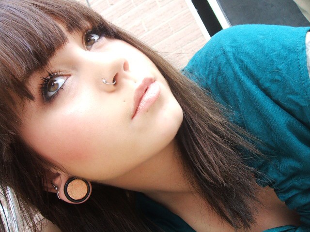 Kayla - :)