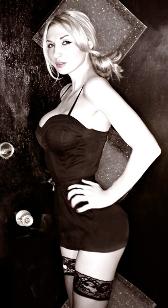 Arika Zee - 50's Retro