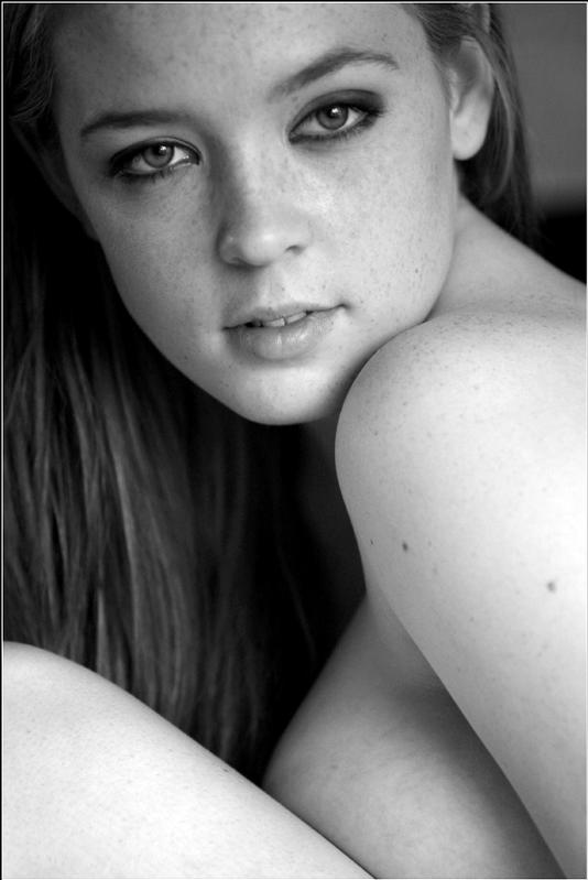 anesthetic89 - Black and White