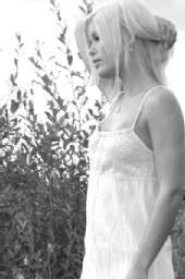 Jessica Walker - Robert Young Photography