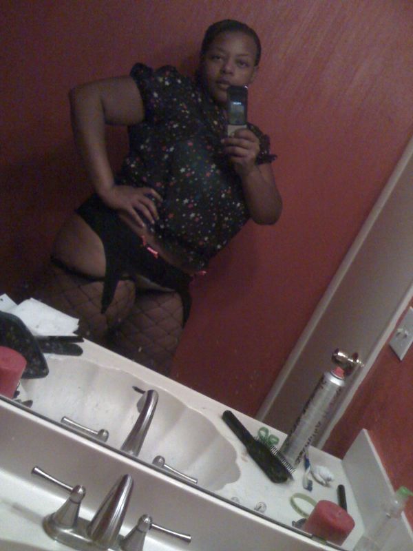 Starr - in the Bathroom just fooling around with my camra phone