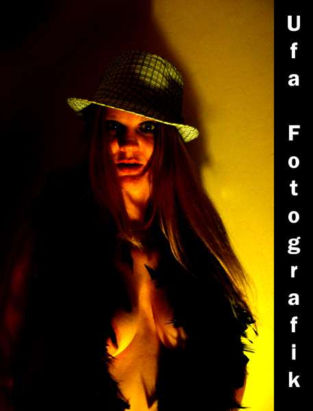 Avery Grace - Caught