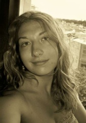 Laura - Soft in a soft light