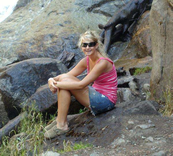 Emellie Christensen - Camping in Yosemite!