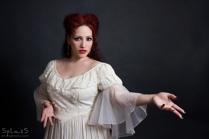 Lady Zombie - In a different Era...
