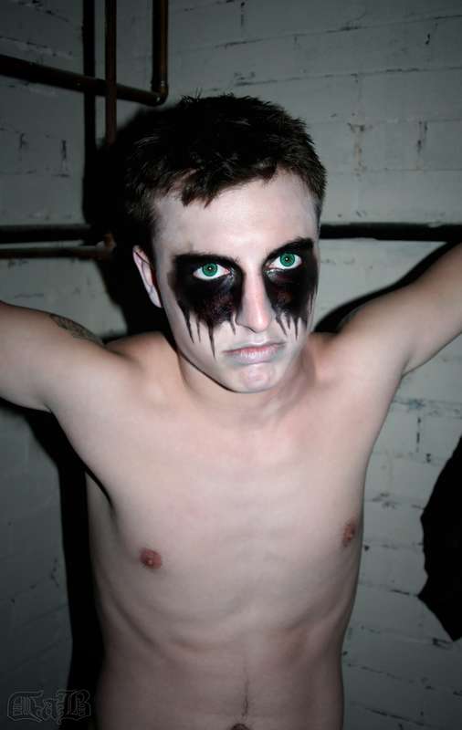Matthew J Evans
