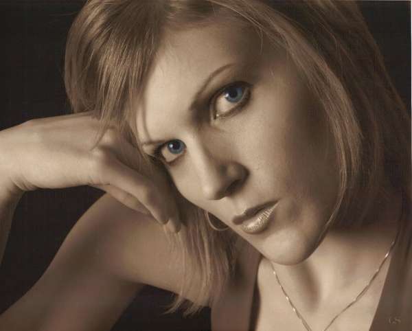 Tara Curtis - Artistic Head Shot