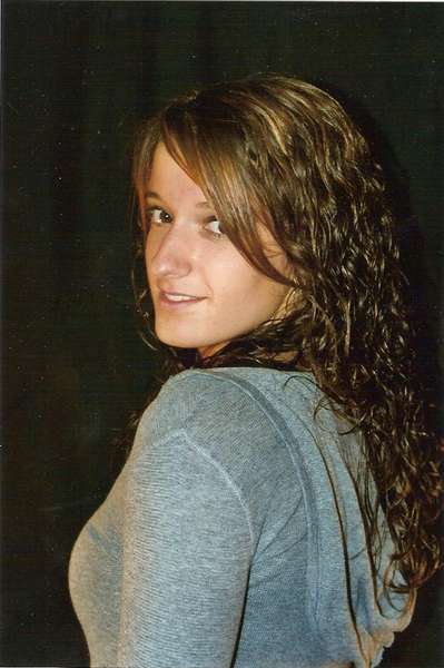 Jo - Senior headshot