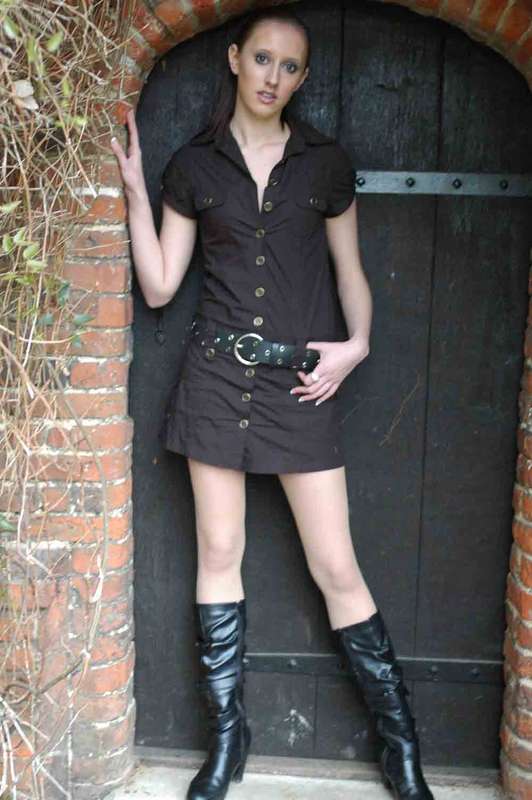 kayleigh - From Ingastone Hall, London.