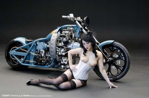 geisha - raidal hell WCC for vibes magazine