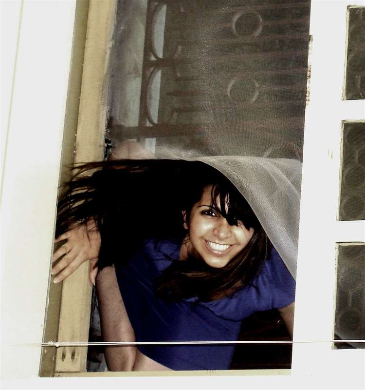 Nihan - through the window