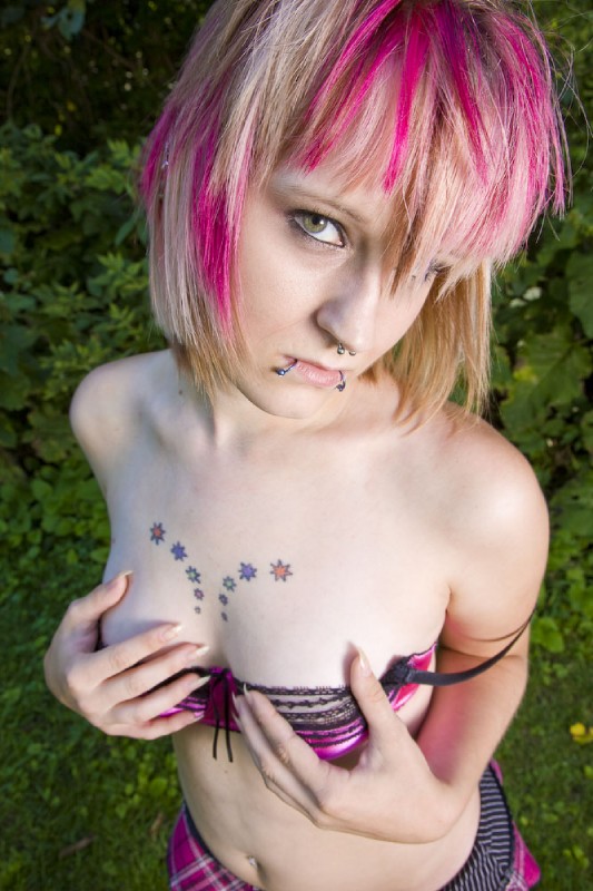 Niji-Chan - SG Hopeful