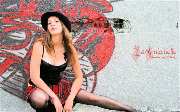 - Julia -