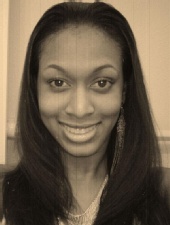 Naomi - Head Shot 