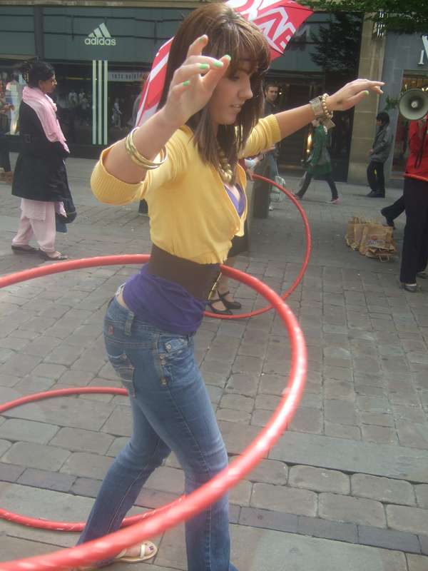 Sophie - Hoola Hooping