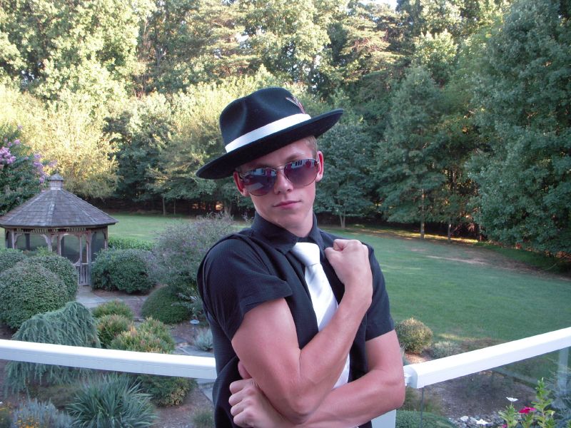 Brian Petersen - Date