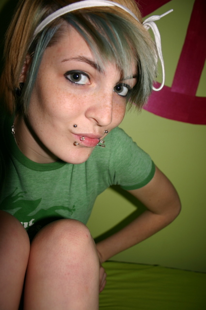 meli - blueish hair