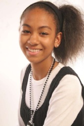 chantelle - additianal headshot in colour