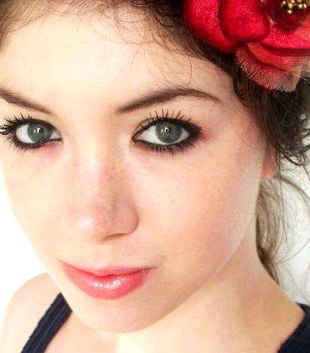 Claire Elizabeth - Head Shot 1 