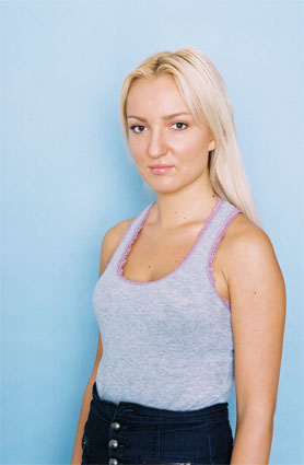 Alex - 7125751-R1-045-21